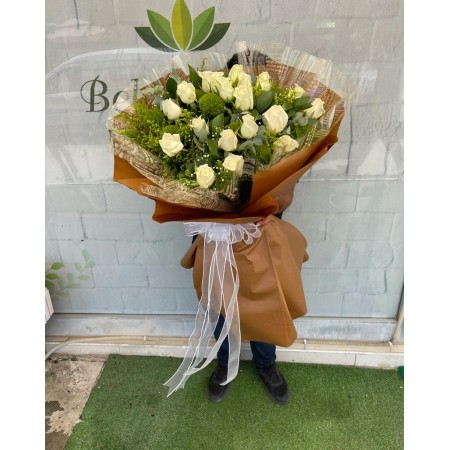 31 jumbo beyaz Gül